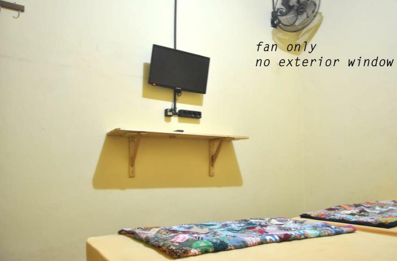 เดอะ สลีปปิ้งรูม โฮเทล Hostel ยอกยาการ์ตา ภายนอก รูปภาพ