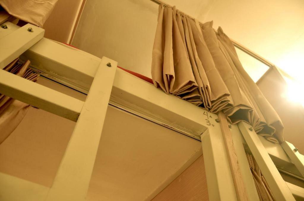 เดอะ สลีปปิ้งรูม โฮเทล Hostel ยอกยาการ์ตา ภายนอก รูปภาพ